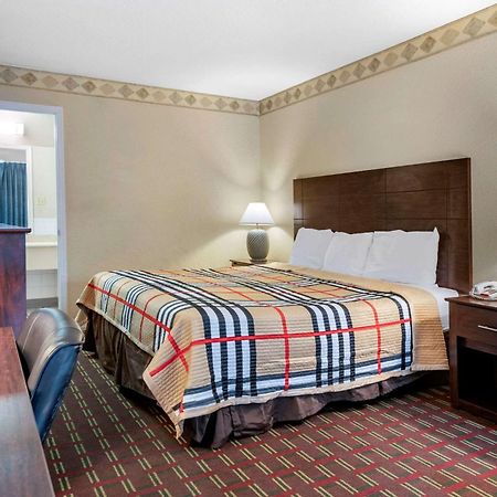 Rodeway Inn Ню Порт Ричи Екстериор снимка