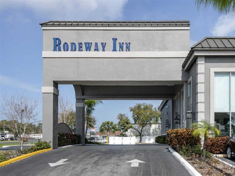 Rodeway Inn Ню Порт Ричи Екстериор снимка