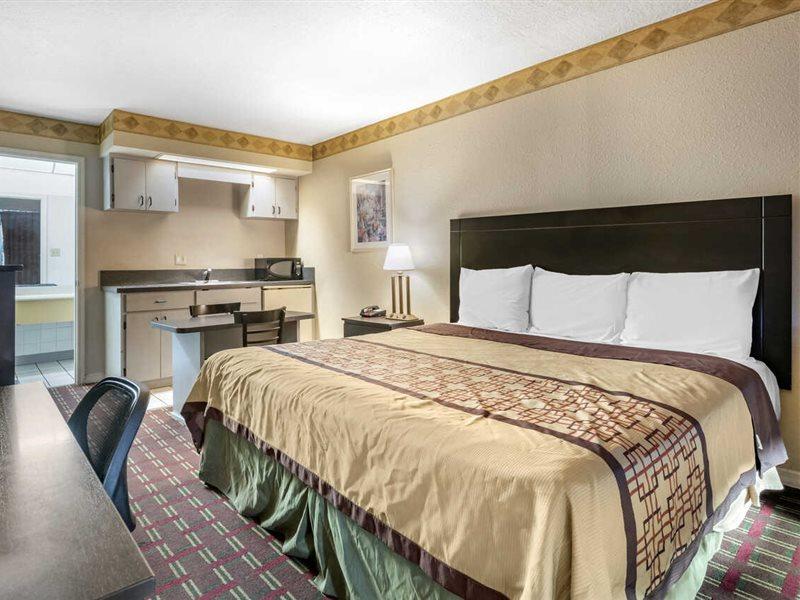 Rodeway Inn Ню Порт Ричи Екстериор снимка