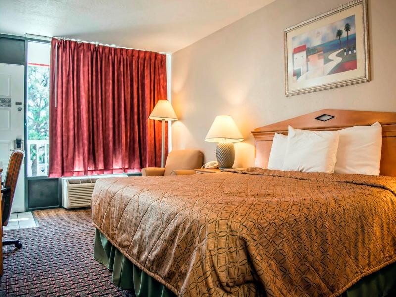Rodeway Inn Ню Порт Ричи Екстериор снимка